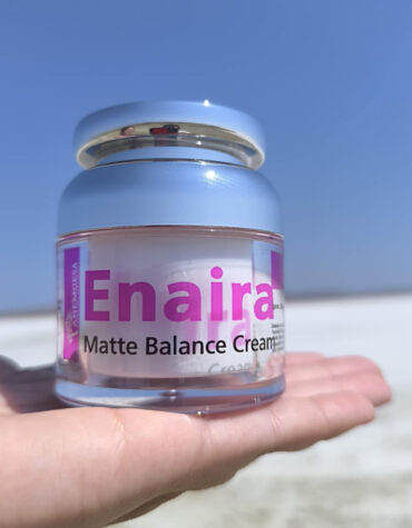 Enaira Matte Balance Cream 